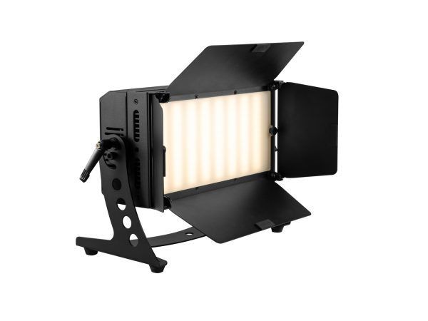 Derítő fényvető 2700-5700K EUROLITE LED PLL-384 CW/WW Panel